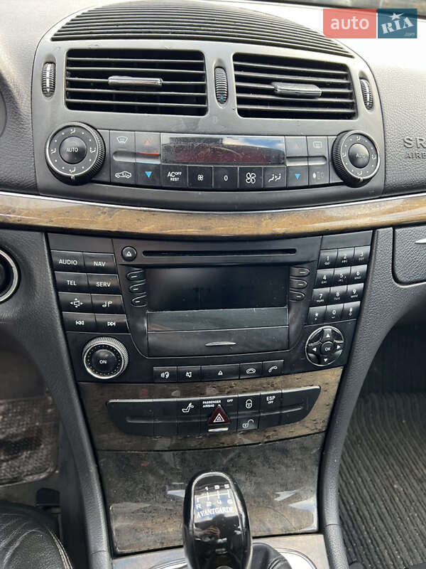 Седан Mercedes-Benz E-Class 2003 в Рахове фото 6 Седан Mercedes-Benz E-Class 2003 в Рахове