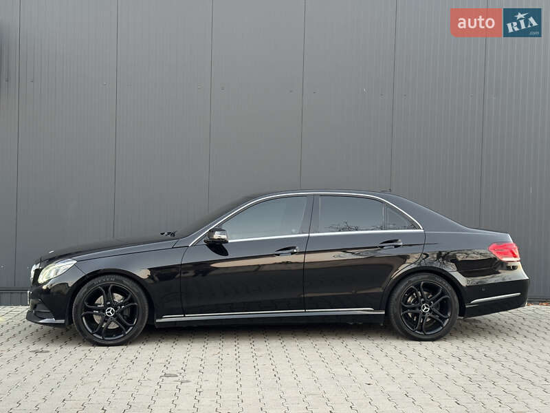 Седан Mercedes-Benz E-Class 2014 в Мукачевому