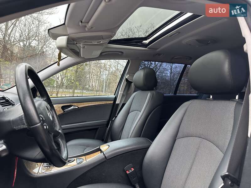 Универсал Mercedes-Benz E-Class 2009 в Киеве