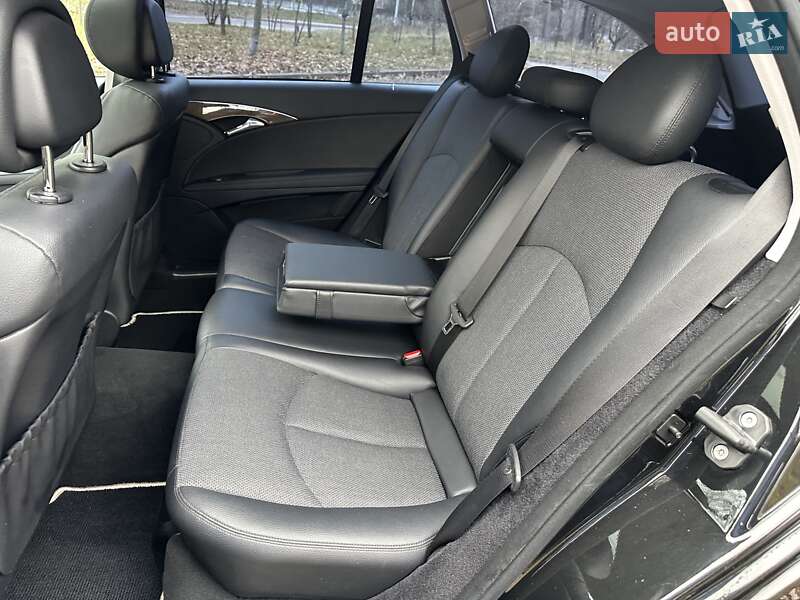 Универсал Mercedes-Benz E-Class 2009 в Киеве
