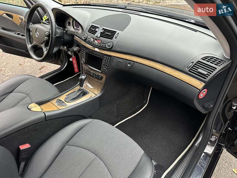 Универсал Mercedes-Benz E-Class 2009 в Киеве