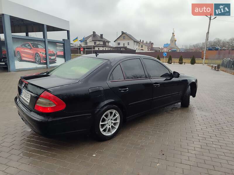 Седан Mercedes-Benz E-Class 2009 в Каменец-Подольском