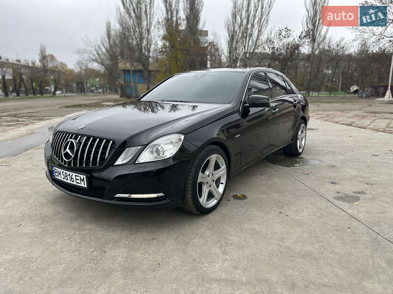 Седан Mercedes-Benz E-Class 2012 в Миколаєві