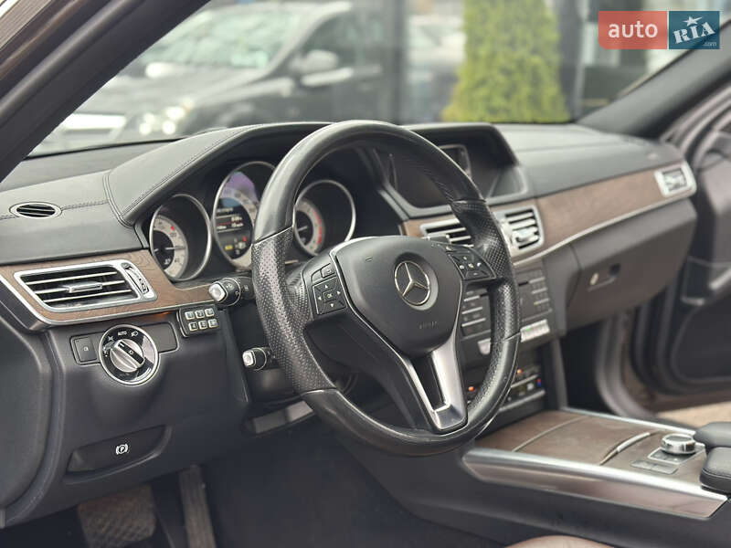 Седан Mercedes-Benz E-Class 2015 в Харькове фото 14 Седан Mercedes-Benz E-Class 2015 в Харькове