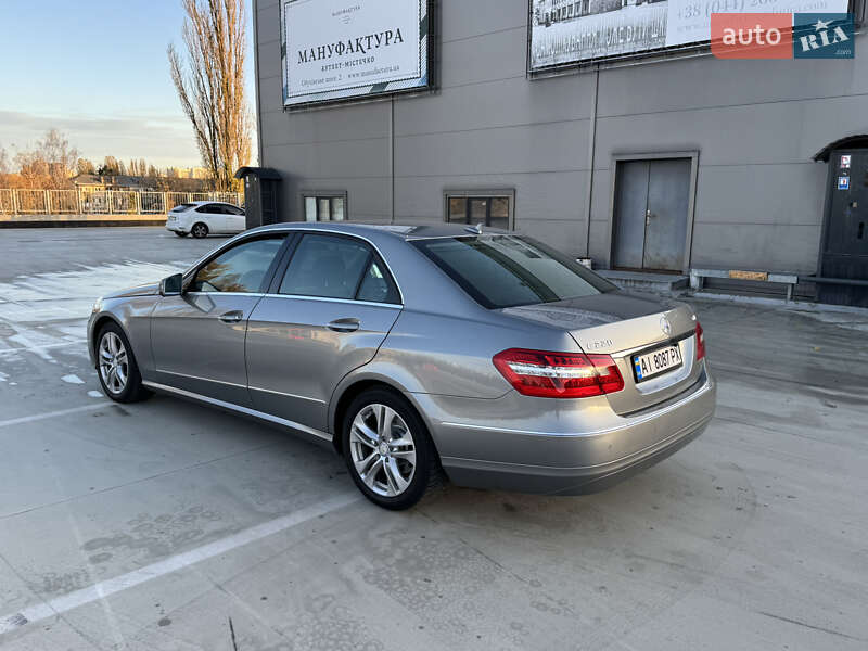 Седан Mercedes-Benz E-Class 2010 в Киеве фото 8 Седан Mercedes-Benz E-Class 2010 в Киеве