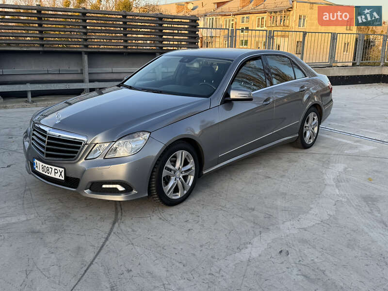 Седан Mercedes-Benz E-Class 2010 в Киеве фото 44 Седан Mercedes-Benz E-Class 2010 в Киеве