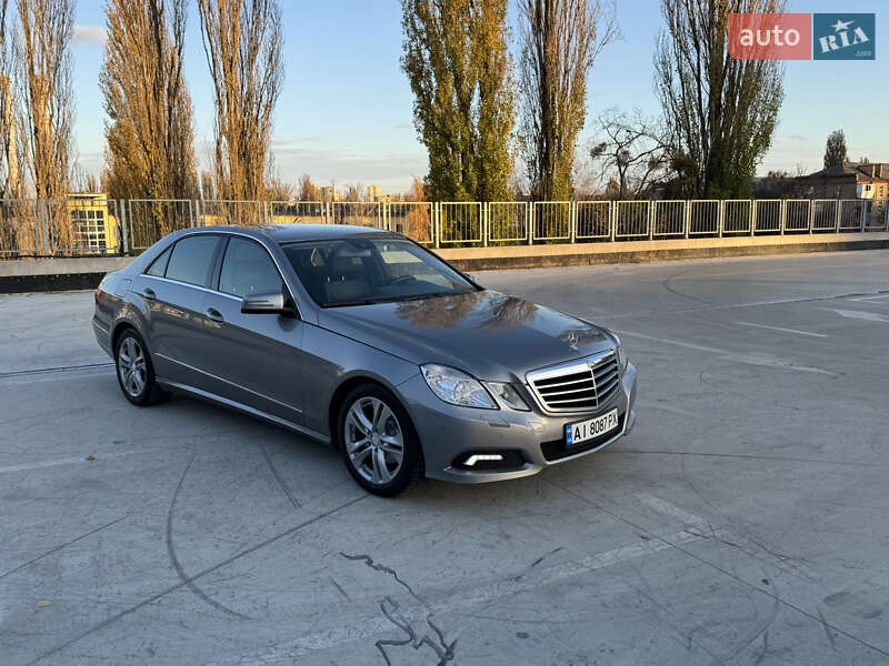 Седан Mercedes-Benz E-Class 2010 в Киеве фото 47 Седан Mercedes-Benz E-Class 2010 в Киеве