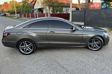 Купе Mercedes-Benz E-Class 2011 в Тячеве