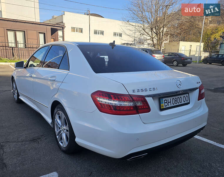 Седан Mercedes-Benz E-Class 2012 в Одесі фото 8 Седан Mercedes-Benz E-Class 2012 в Одесі
