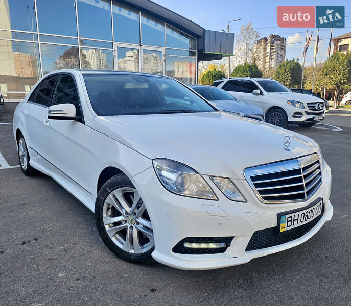 Седан Mercedes-Benz E-Class 2012 в Одесі фото 36 Седан Mercedes-Benz E-Class 2012 в Одесі