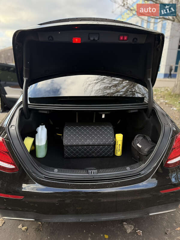 Седан Mercedes-Benz E-Class 2018 в Кривому Розі фото 20 Седан Mercedes-Benz E-Class 2018 в Кривому Розі