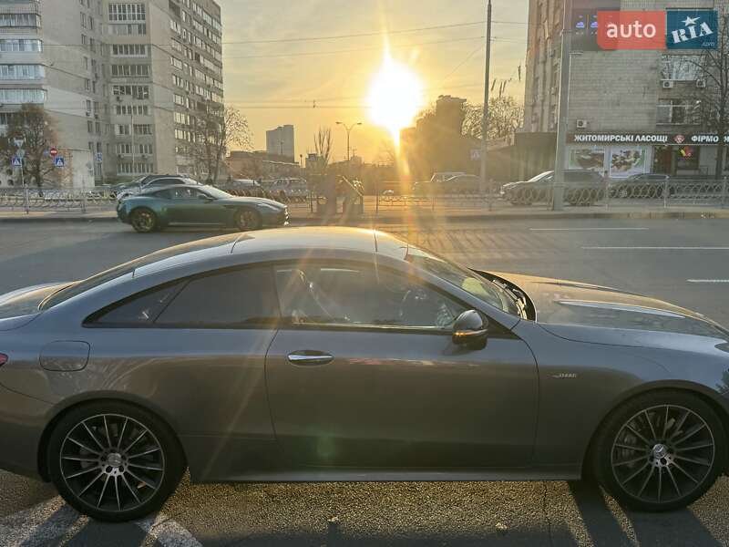 Купе Mercedes-Benz E-Class 2020 в Киеве фото 9 Купе Mercedes-Benz E-Class 2020 в Киеве