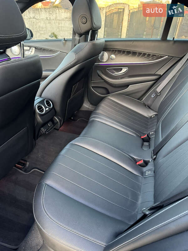 Седан Mercedes-Benz E-Class 2019 в Львове фото 26 Седан Mercedes-Benz E-Class 2019 в Львове