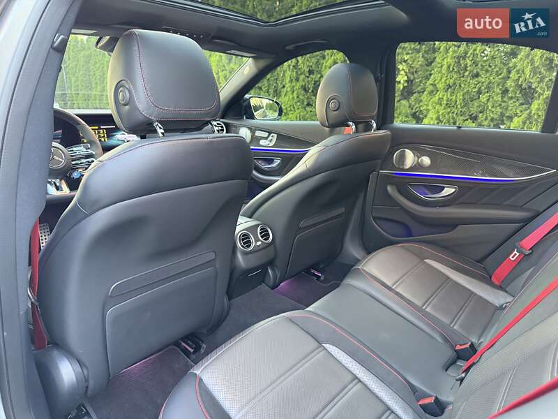 Седан Mercedes-Benz E-Class 2022 в Дніпрі
