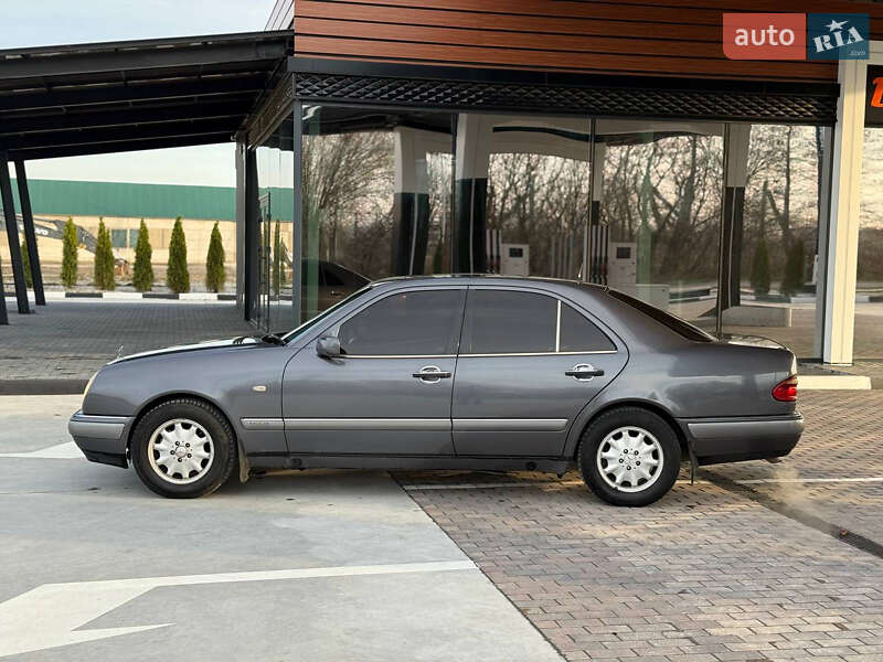 Седан Mercedes-Benz E-Class 1995 в Киеве фото 6 Седан Mercedes-Benz E-Class 1995 в Киеве