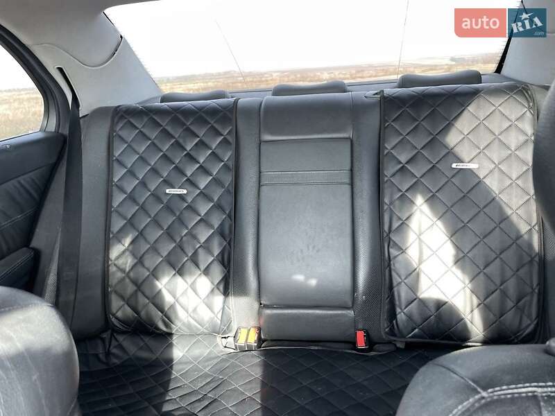 Седан Mercedes-Benz E-Class 2005 в Погребище фото 7 Седан Mercedes-Benz E-Class 2005 в Погребище