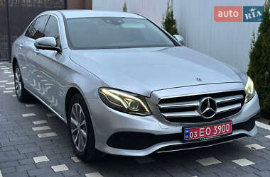 Седан Mercedes-Benz E-Class 2017 в Ужгороді