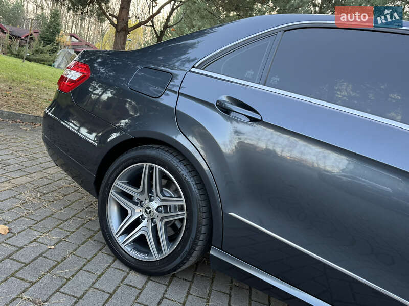 Седан Mercedes-Benz E-Class 2012 в Дрогобыче