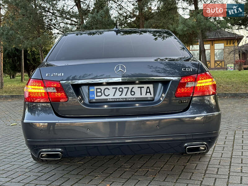 Седан Mercedes-Benz E-Class 2012 в Дрогобыче
