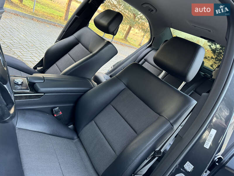 Седан Mercedes-Benz E-Class 2012 в Дрогобыче