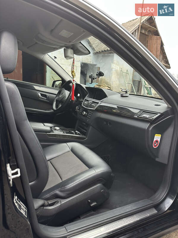 Седан Mercedes-Benz E-Class 2011 в Первомайске фото 7 Седан Mercedes-Benz E-Class 2011 в Первомайске