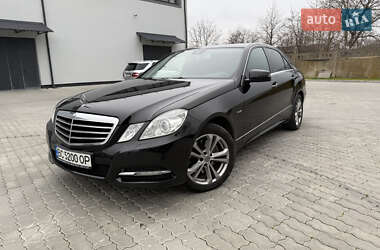 Седан Mercedes-Benz E-Class 2011 в Бориславе