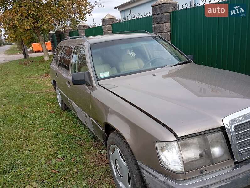 Универсал Mercedes-Benz E-Class 1989 в Ратным