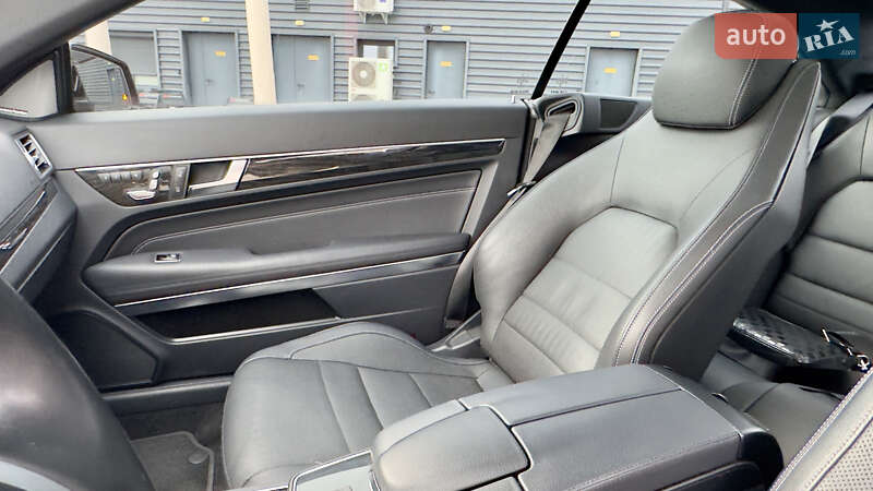 Купе Mercedes-Benz E-Class 2015 в Києві фото 26 Купе Mercedes-Benz E-Class 2015 в Києві
