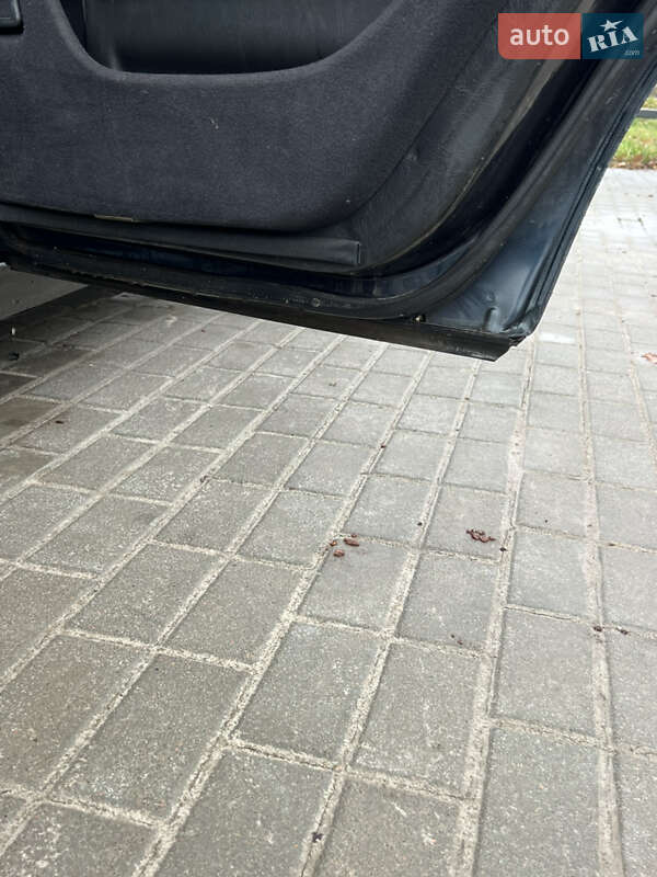 Седан Mercedes-Benz E-Class 1998 в Львове