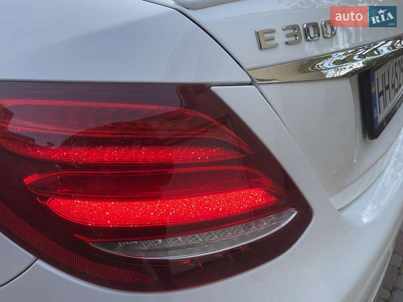 Седан Mercedes-Benz E-Class 2017 в Одесі