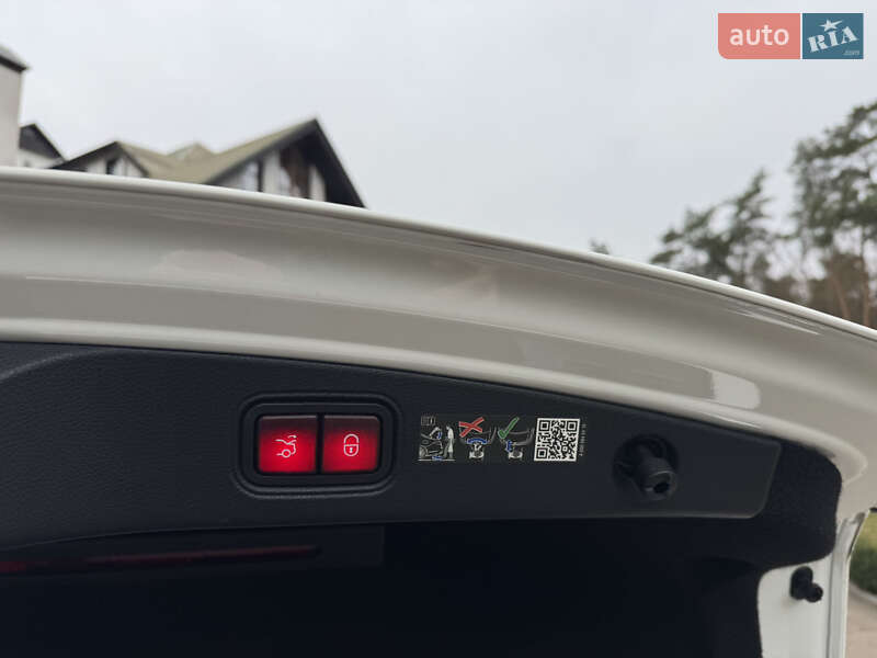 Купе Mercedes-Benz E-Class 2022 в Киеве фото 58 Купе Mercedes-Benz E-Class 2022 в Киеве