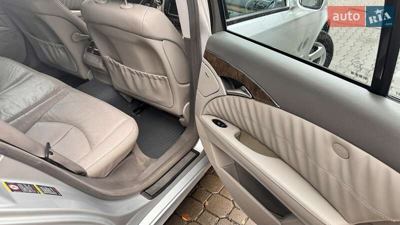 Седан Mercedes-Benz E-Class 2007 в Чернівцях