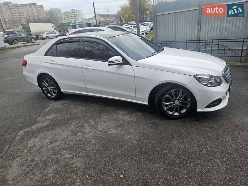 Седан Mercedes-Benz E-Class 2015 в Виннице