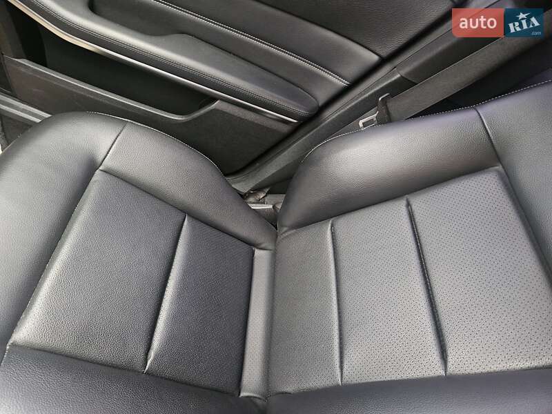 Седан Mercedes-Benz E-Class 2015 в Виннице