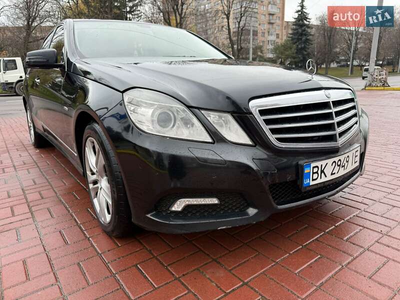 Седан Mercedes-Benz E-Class 2009 в Ровно фото 11 Седан Mercedes-Benz E-Class 2009 в Ровно