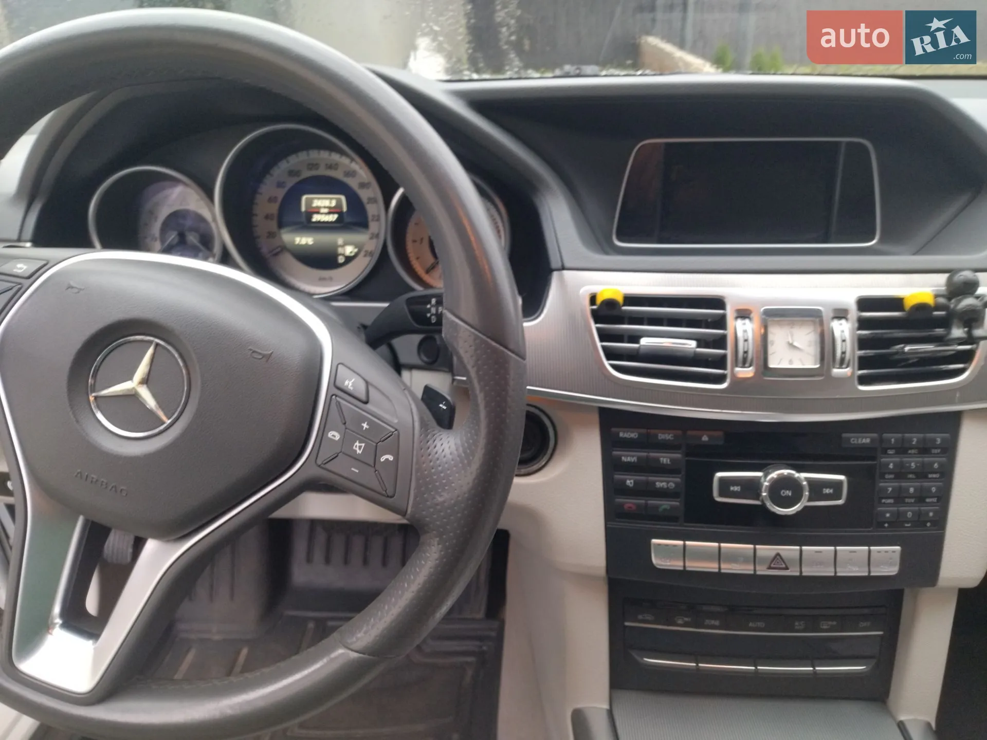2014 Mercedes-Benz E-klasse - мініатюра 24