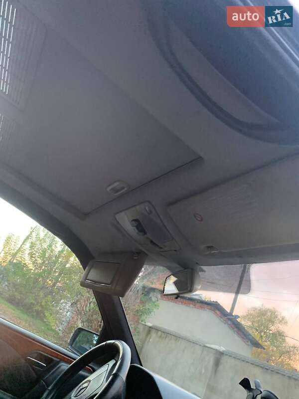 Универсал Mercedes-Benz E-Class 1998 в Заболотове фото 30 Универсал Mercedes-Benz E-Class 1998 в Заболотове