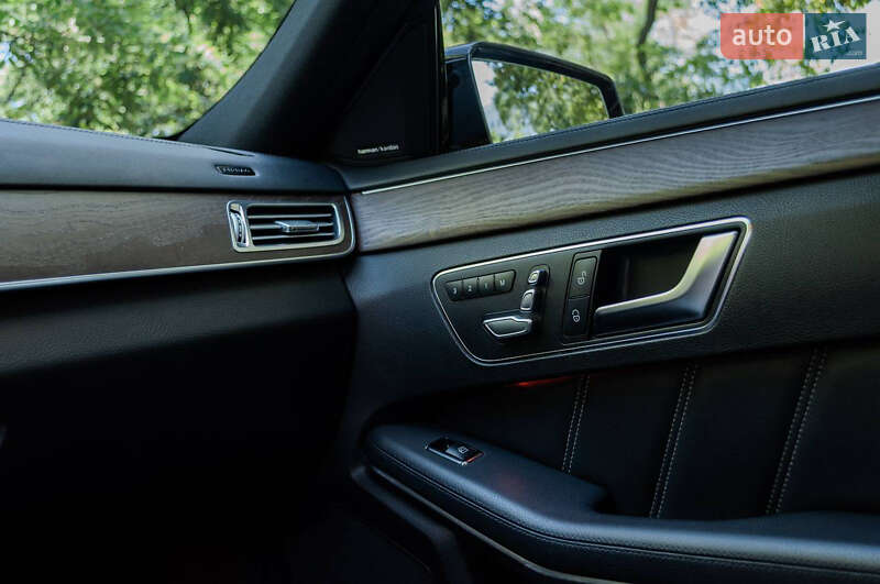 Седан Mercedes-Benz E-Class 2014 в Одесі