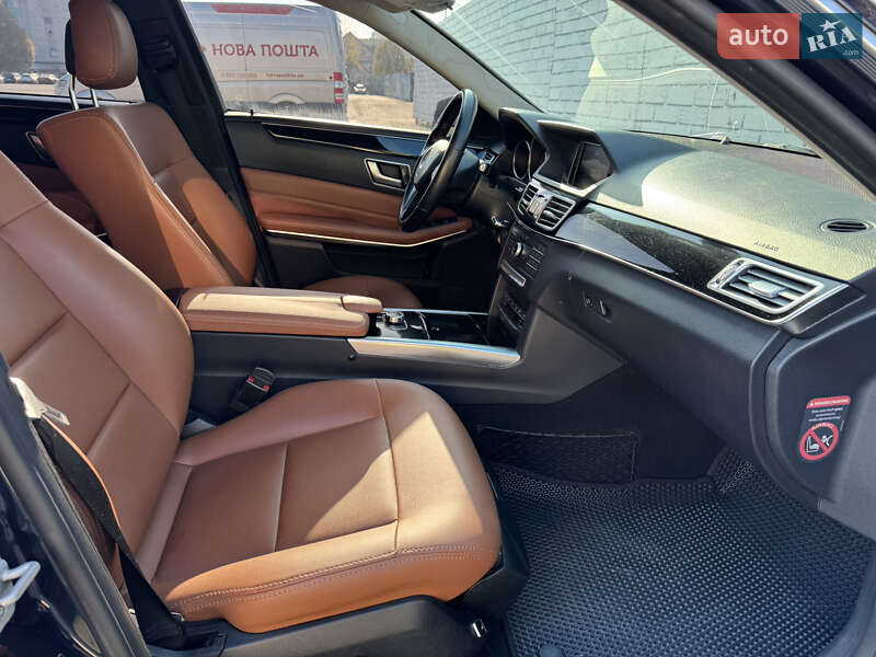Седан Mercedes-Benz E-Class 2015 в Киеве
