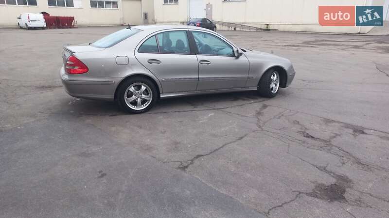 Седан Mercedes-Benz E-Class 2002 в Києві фото 8 Седан Mercedes-Benz E-Class 2002 в Києві