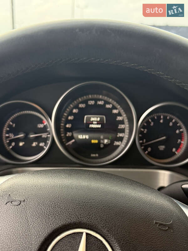 Седан Mercedes-Benz E-Class 2013 в Львові