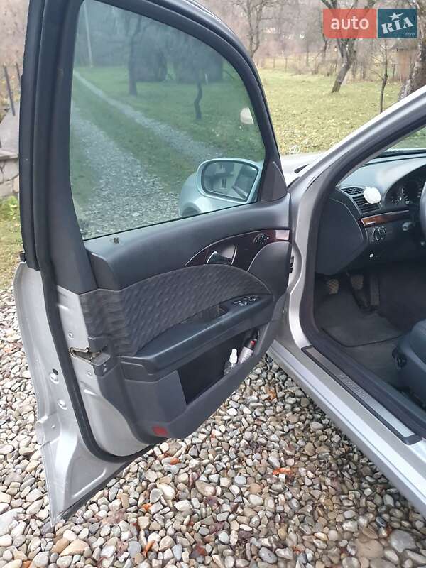 Седан Mercedes-Benz E-Class 2003 в Косове фото 26 Седан Mercedes-Benz E-Class 2003 в Косове