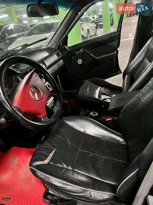 Седан Mercedes-Benz E-Class 1994 в Василькове фото 8 Седан Mercedes-Benz E-Class 1994 в Василькове