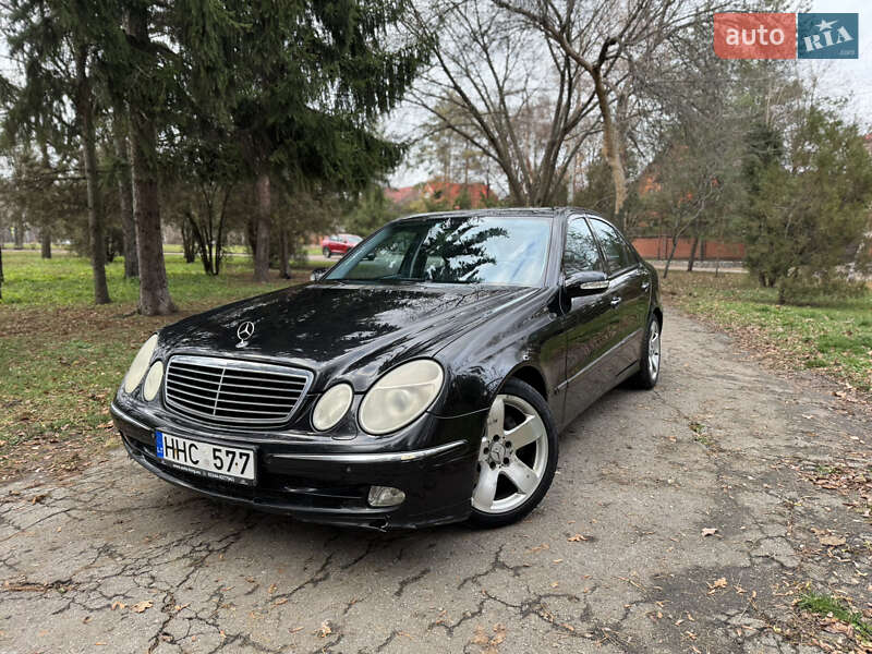 Mercedes-Benz E-Class 2002 Mercedes-Benz E-Class 2002