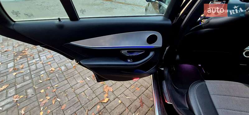 Универсал Mercedes-Benz E-Class 2018 в Дрогобыче
