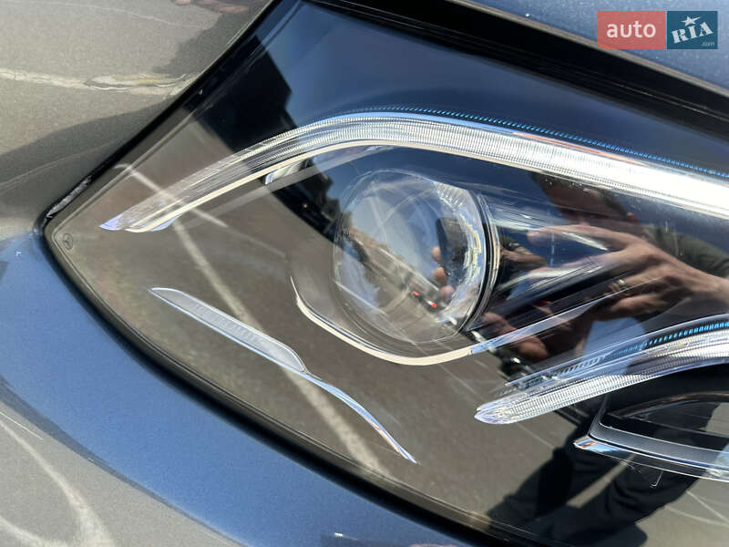 Седан Mercedes-Benz E-Class 2016 в Киеве