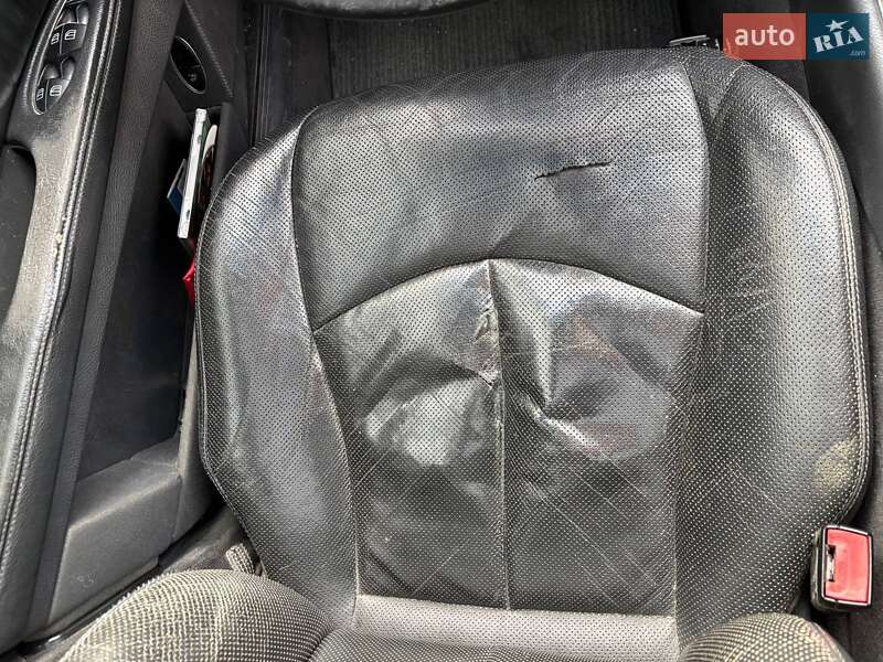 Седан Mercedes-Benz E-Class 2004 в Киеве