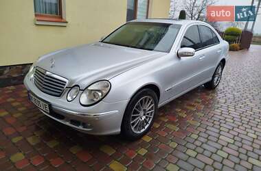 Седан Mercedes-Benz E-Class 2005 в Владимире