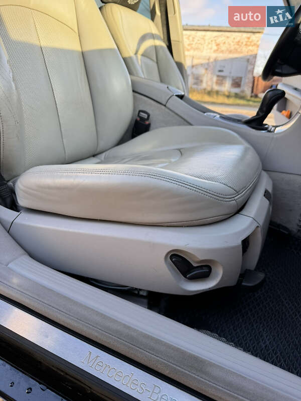 Седан Mercedes-Benz E-Class 2004 в Киеве