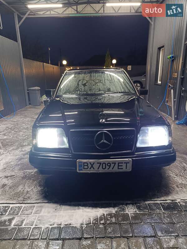 Седан Mercedes-Benz E-Class 1994 в Знаменке